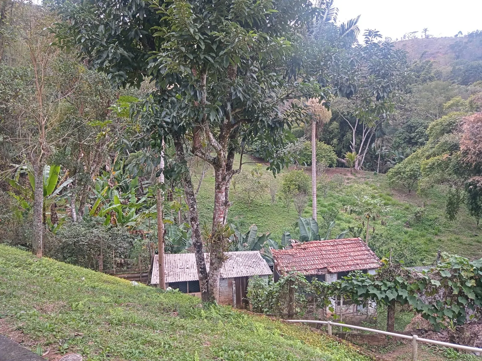 Chácara à venda de 5.800 m² em São José dos Campos, SP, Brasil