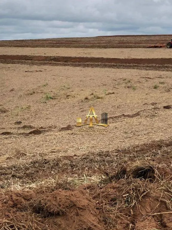 Fazenda à venda de 2.735 ha em Marília, SP, Brasil