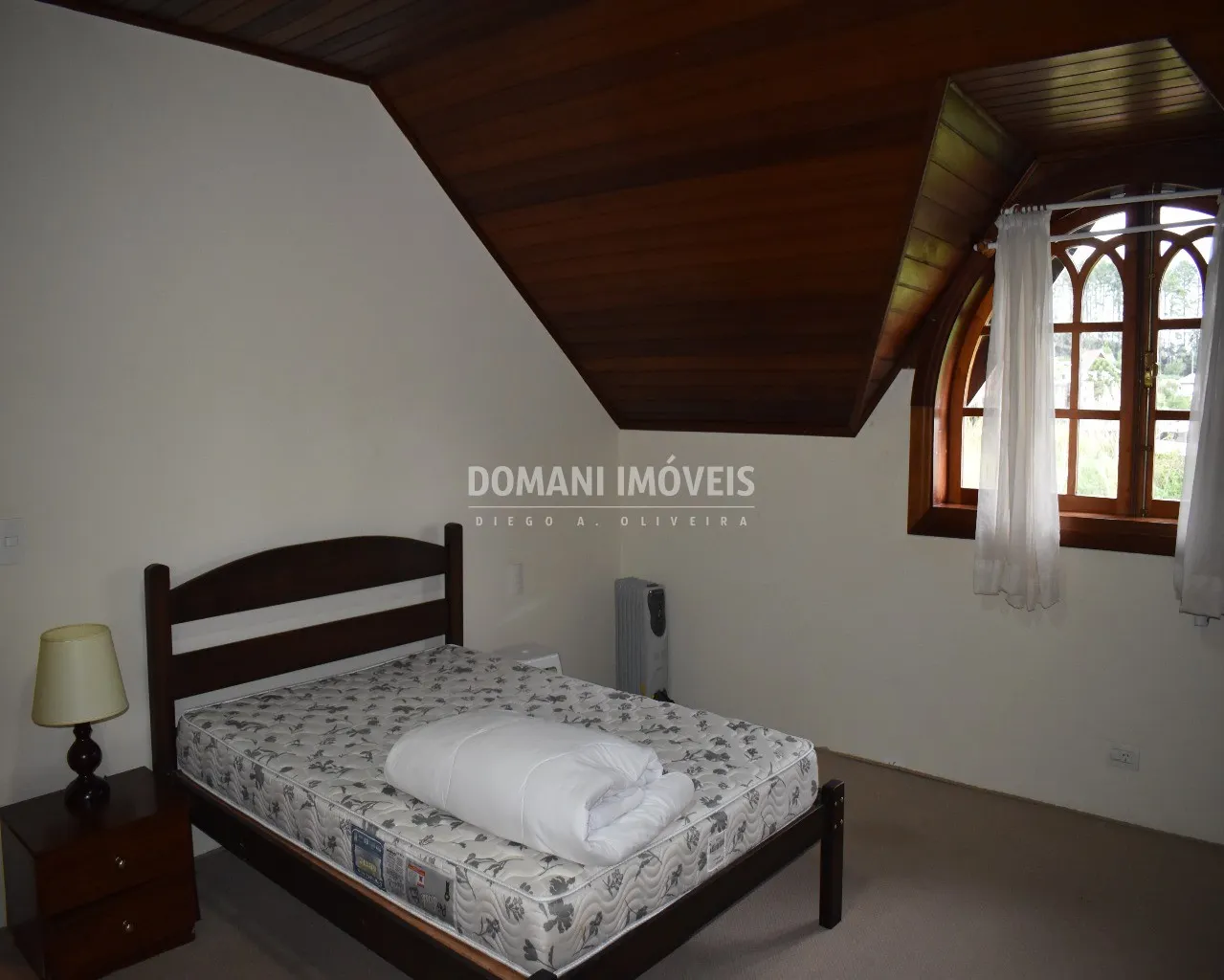 Casa à venda de 1.430 m² em Campos do Jordão, SP, Brasil