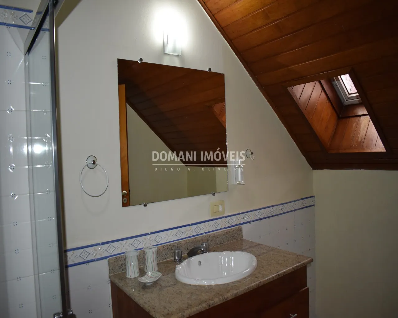 Casa à venda de 1.430 m² em Campos do Jordão, SP, Brasil