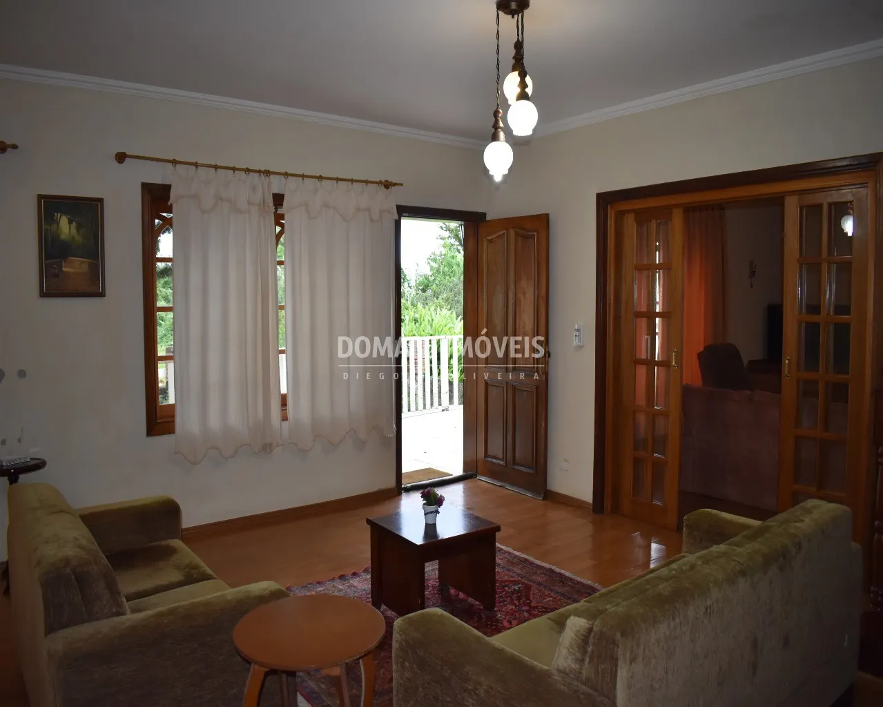 Casa à venda de 1.430 m² em Campos do Jordão, SP, Brasil