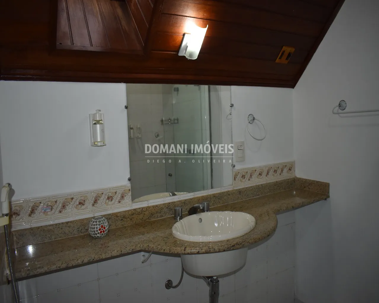 Casa à venda de 1.430 m² em Campos do Jordão, SP, Brasil