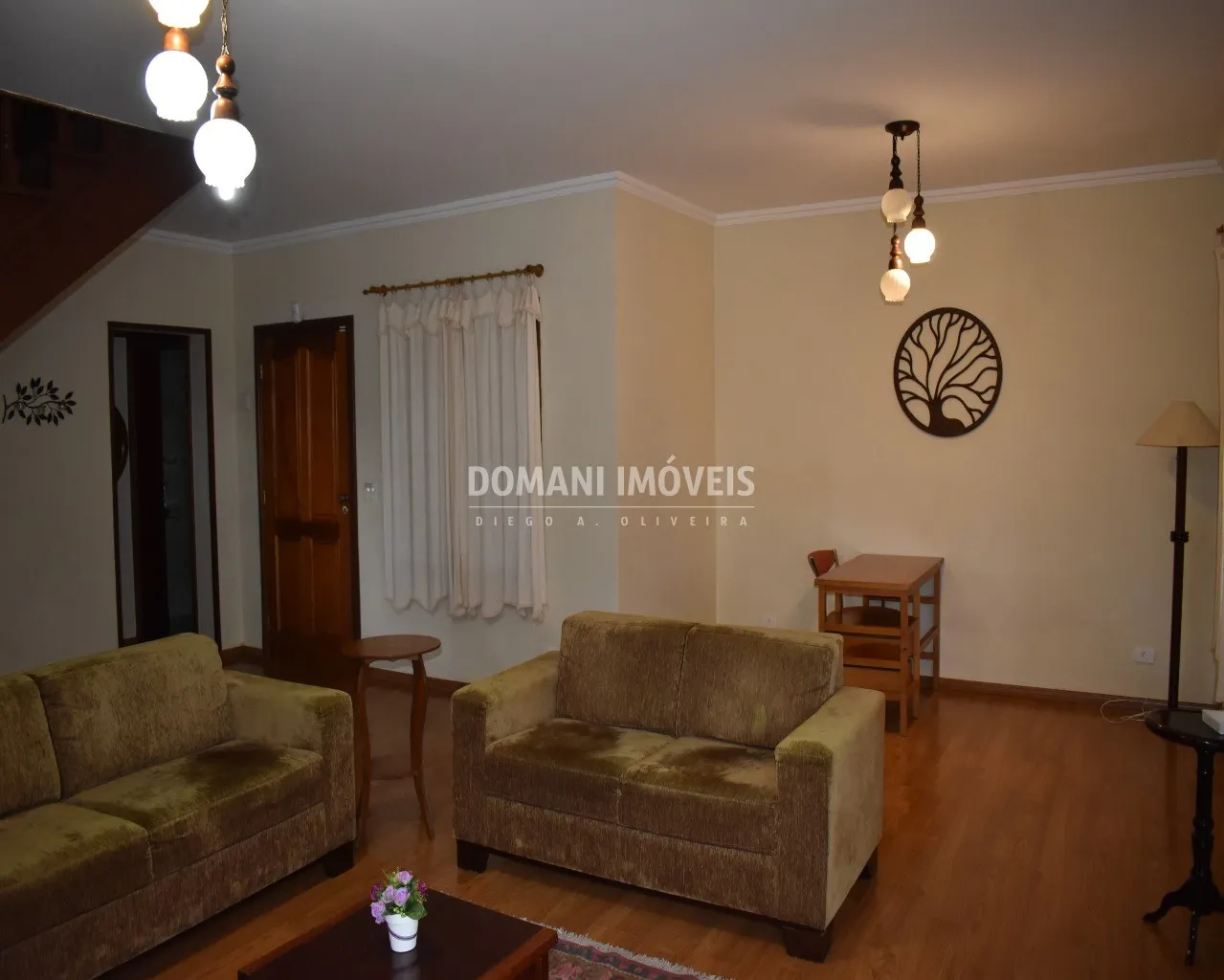 Casa à venda de 1.430 m² em Campos do Jordão, SP, Brasil