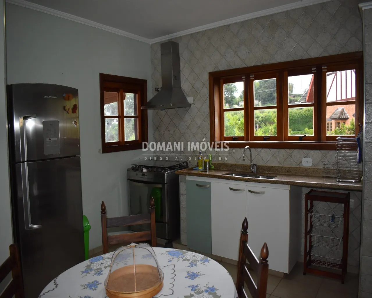 Casa à venda de 1.430 m² em Campos do Jordão, SP, Brasil