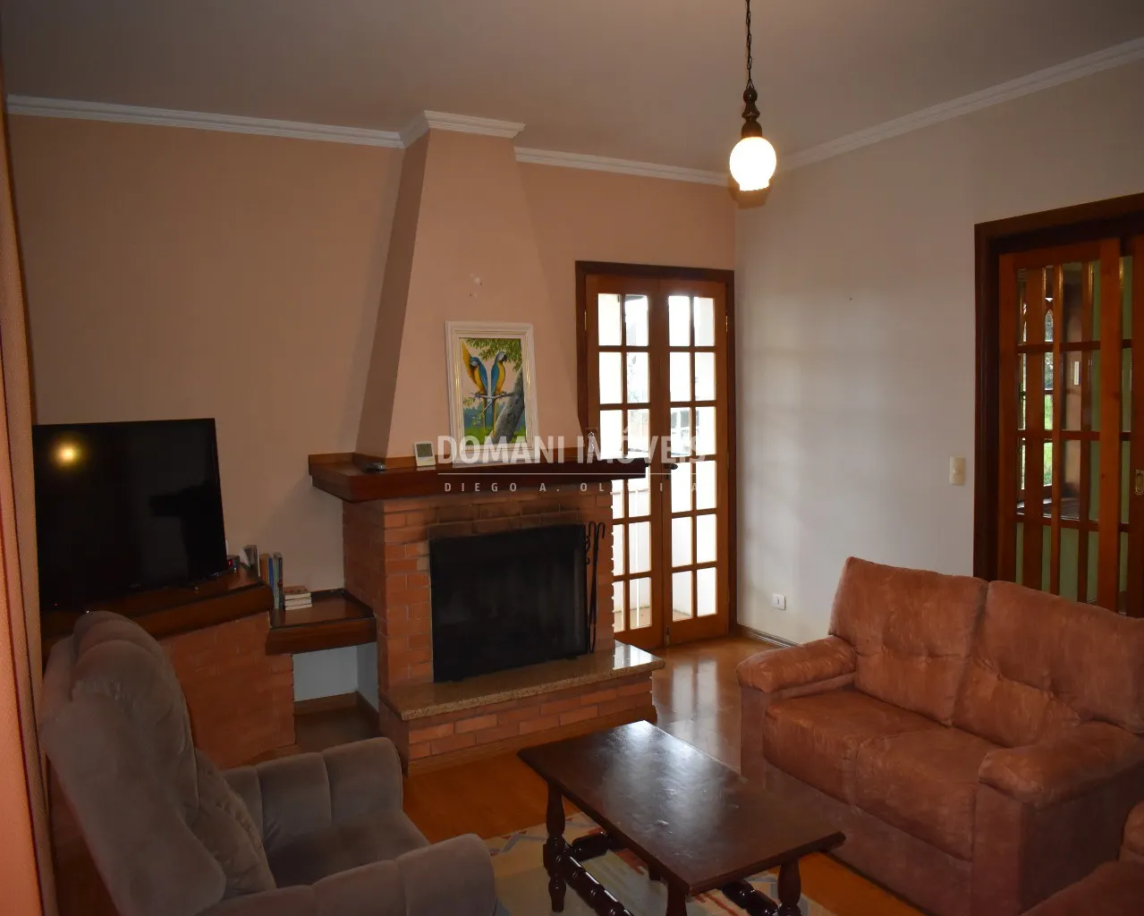 Casa à venda de 1.430 m² em Campos do Jordão, SP, Brasil
