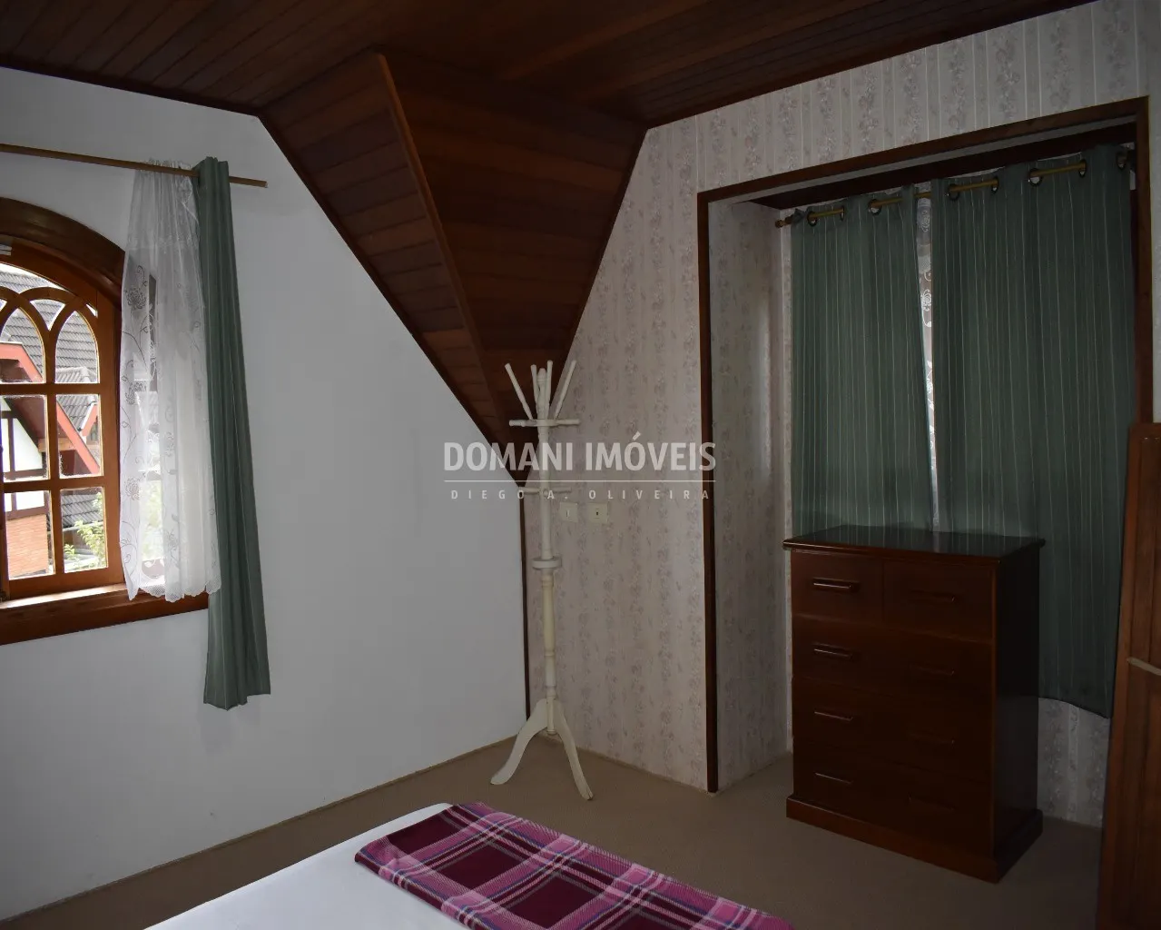 Casa à venda de 1.430 m² em Campos do Jordão, SP, Brasil