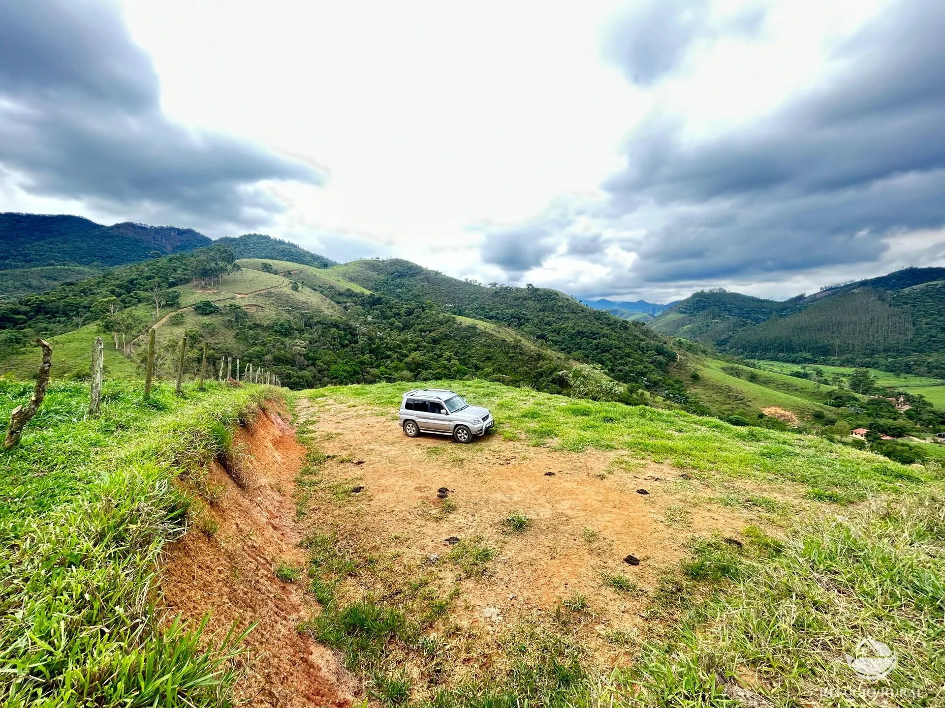 Plot for sale of 5 acres in São José dos Campos, SP, Brazil