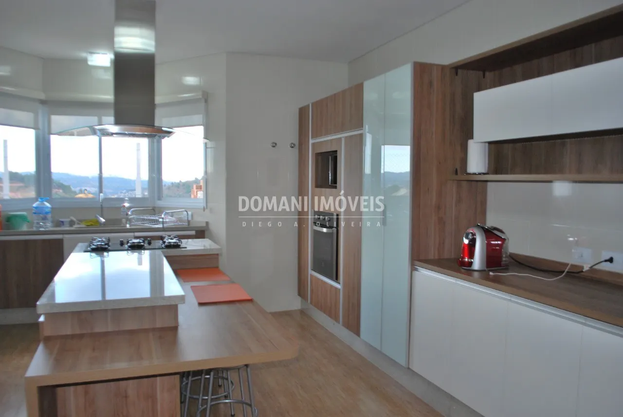 Casa à venda de 1.230 m² em Campos do Jordão, SP, Brasil