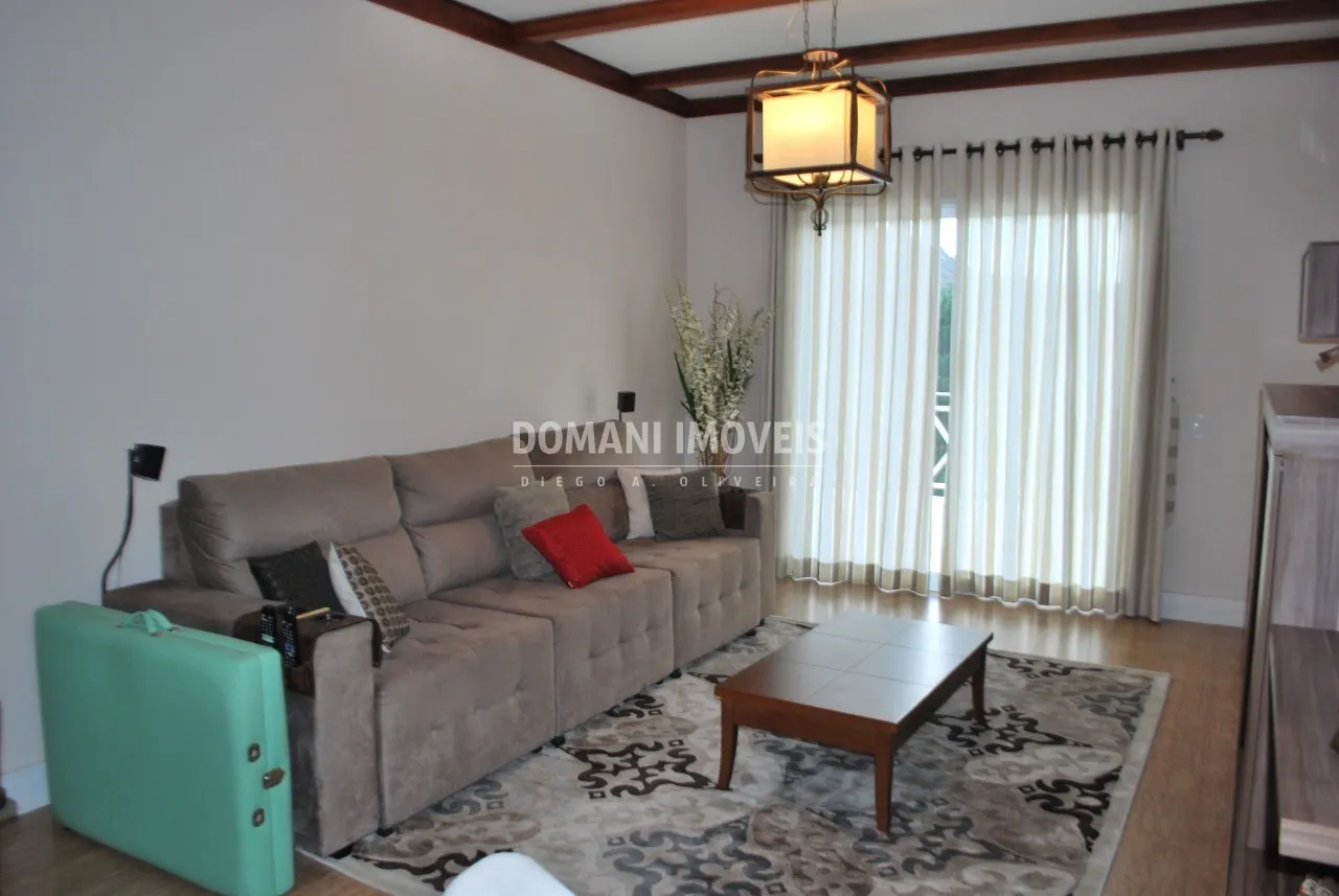 Casa à venda de 1.230 m² em Campos do Jordão, SP, Brasil
