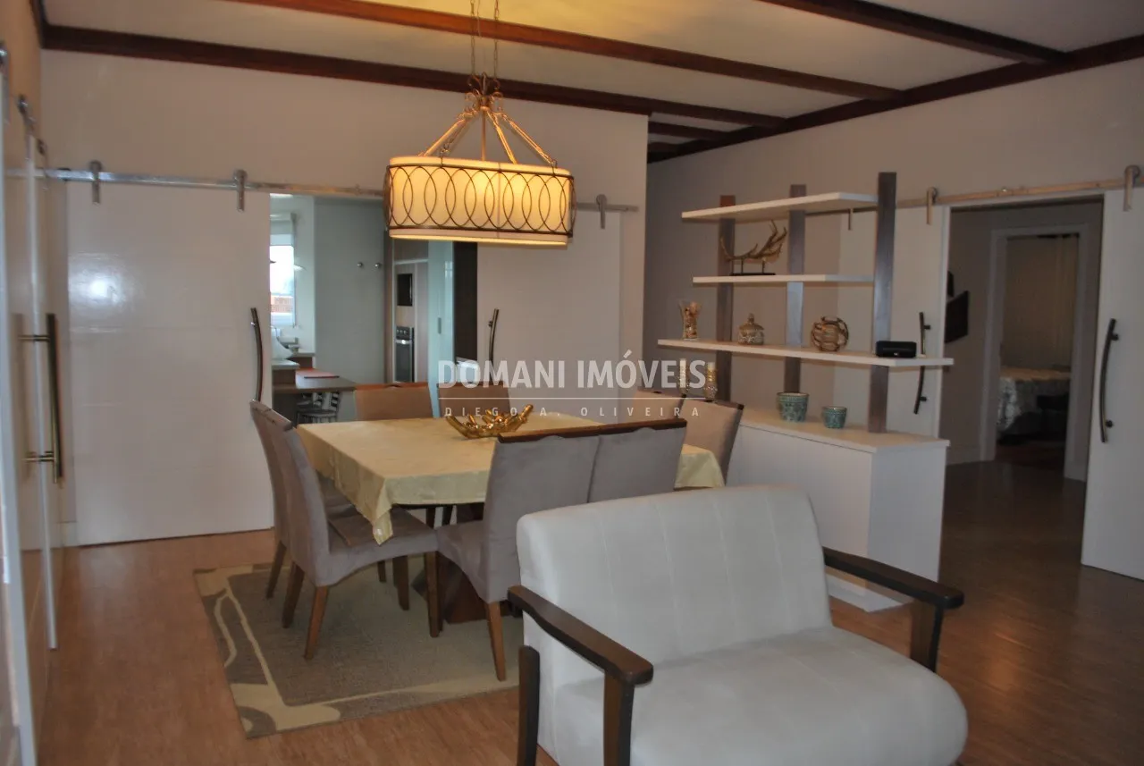 Casa à venda de 1.230 m² em Campos do Jordão, SP, Brasil