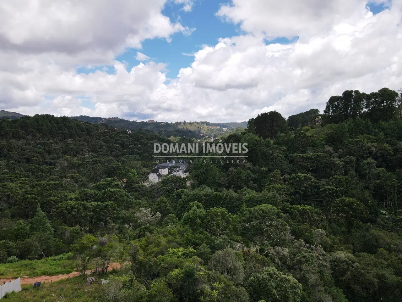 Plot for sale of 1,990 m² in Campos do Jordão, SP, Brazil