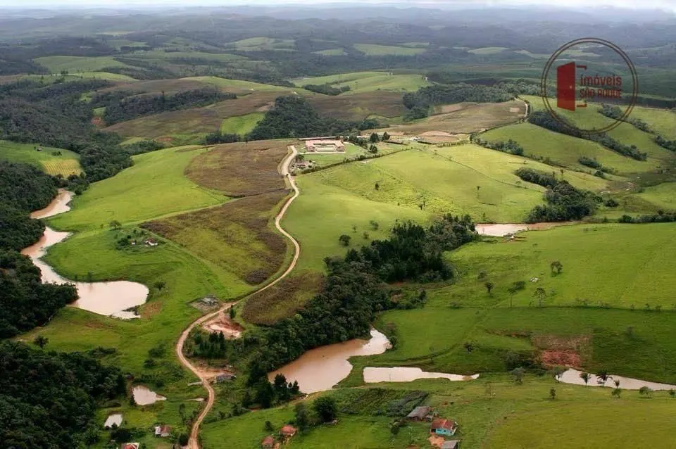 Fazenda à venda de 121 ha em São Miguel Arcanjo, SP, Brasil