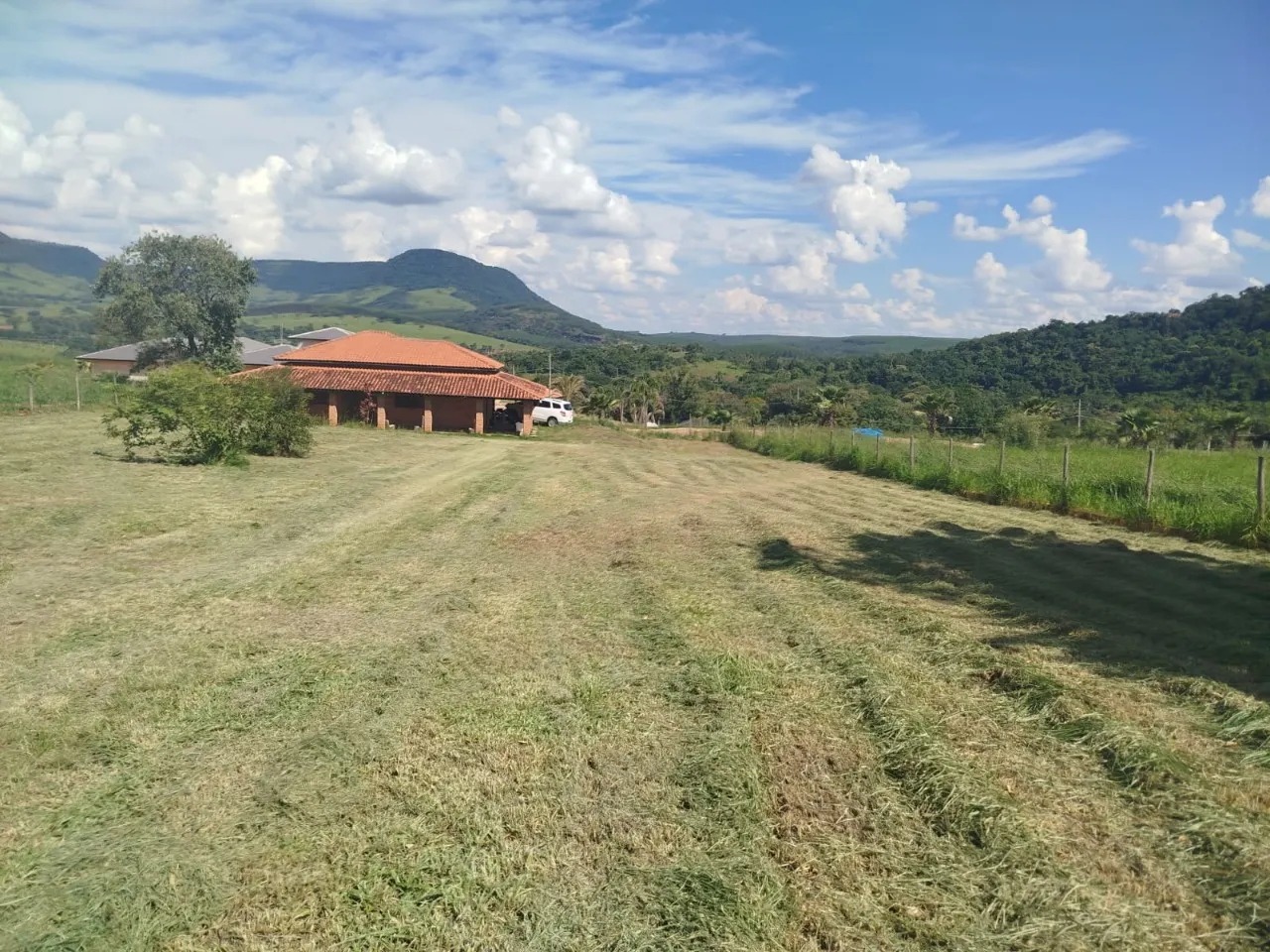 Country home for sale of 2,010 m² in Bofete, SP, Brazil