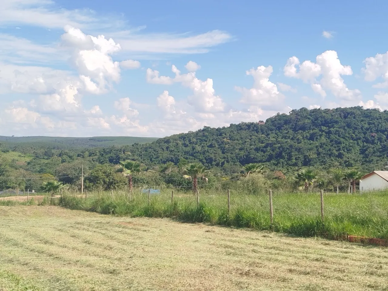 Country home for sale of 2,010 m² in Bofete, SP, Brazil
