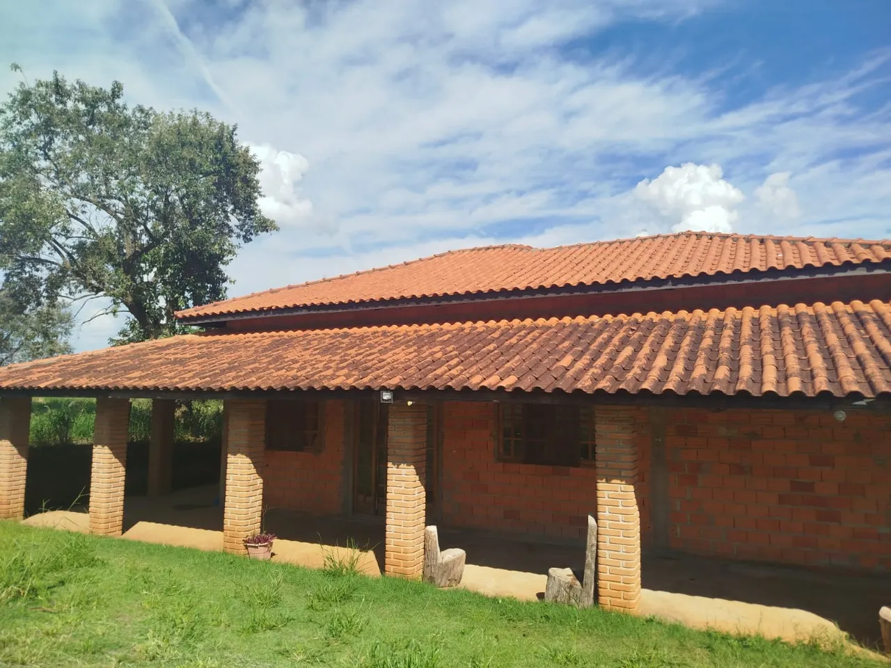 Country home for sale of 2,010 m² in Bofete, SP, Brazil