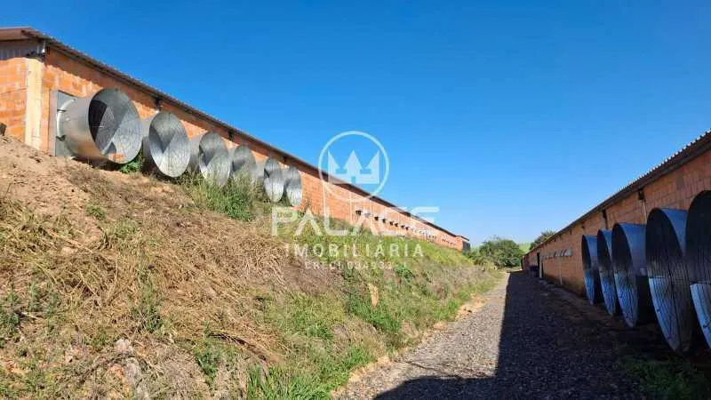 Sítio à venda de 5 ha em Tietê, SP, Brasil