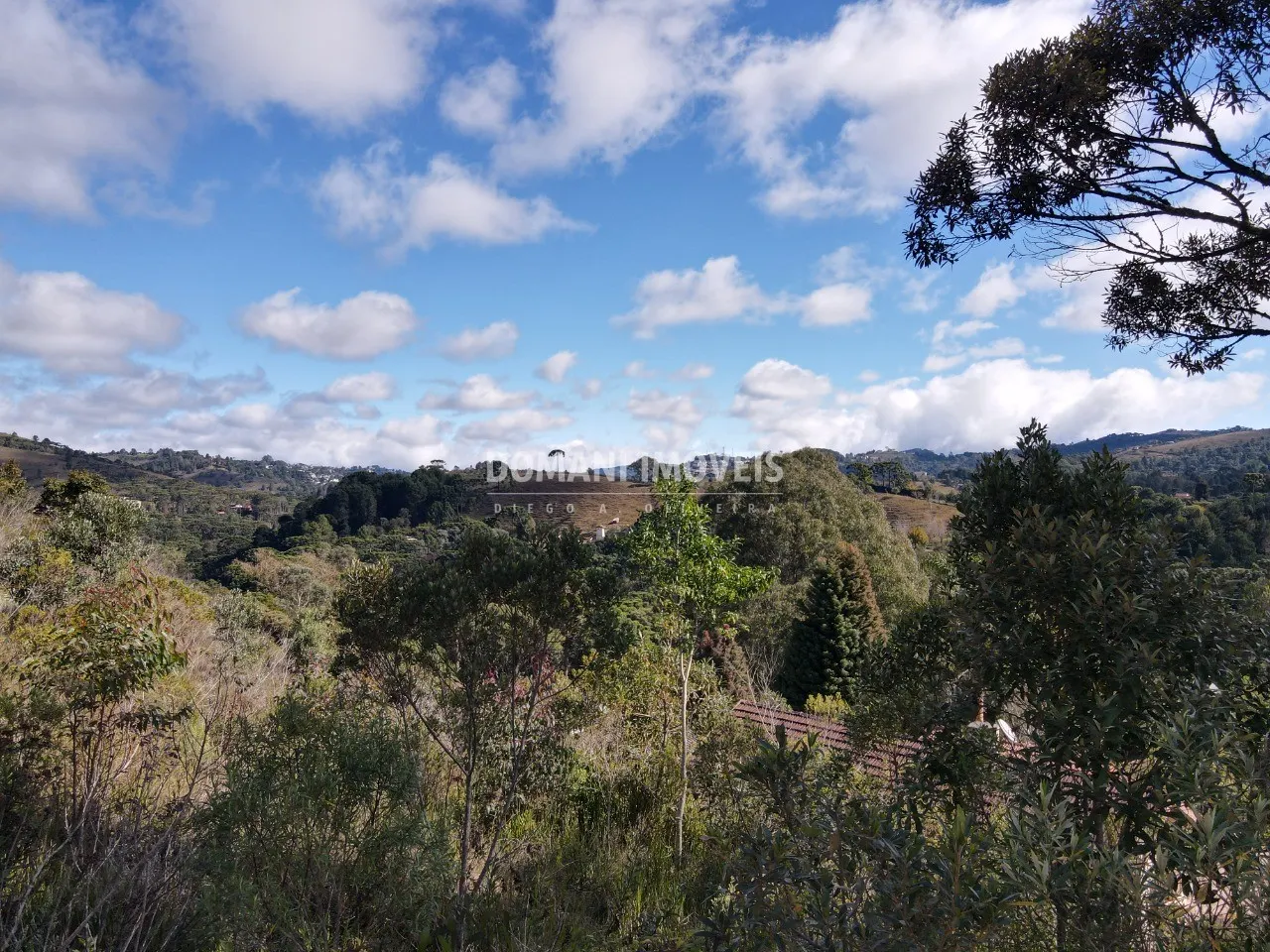Terreno à venda de 1.300 m² em Campos do Jordão, SP, Brasil