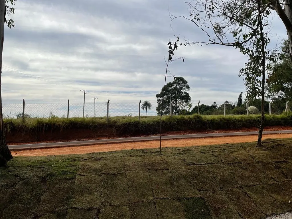 Terreno à venda de 394 m² em Jaguariúna, SP, Brasil
