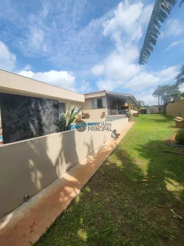 Country home for sale of 1,000 m² in Piratininga, SP, Brazil