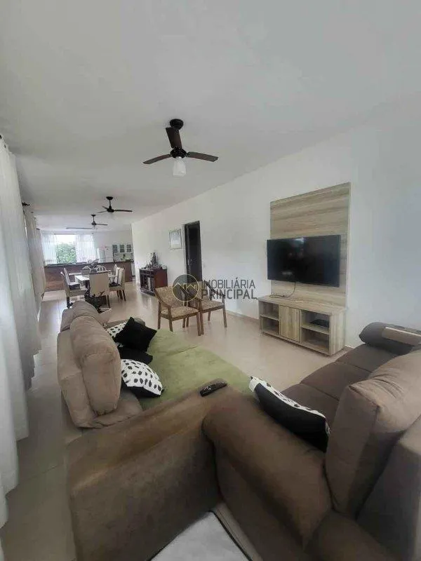 Country home for sale of 1,000 m² in Piratininga, SP, Brazil
