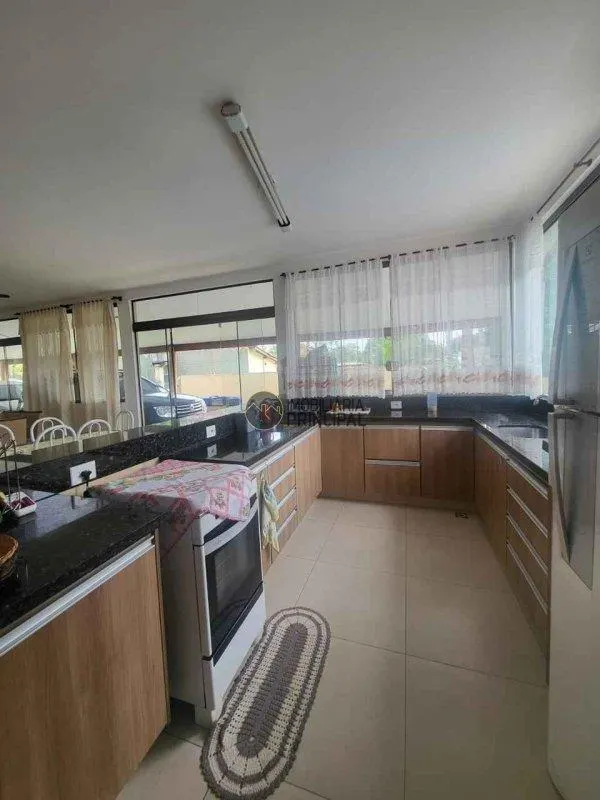 Country home for sale of 1,000 m² in Piratininga, SP, Brazil