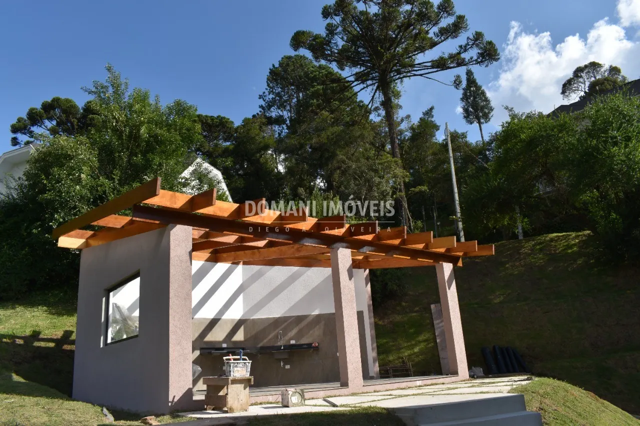 Casa à venda de 1.220 m² em Campos do Jordão, SP, Brasil