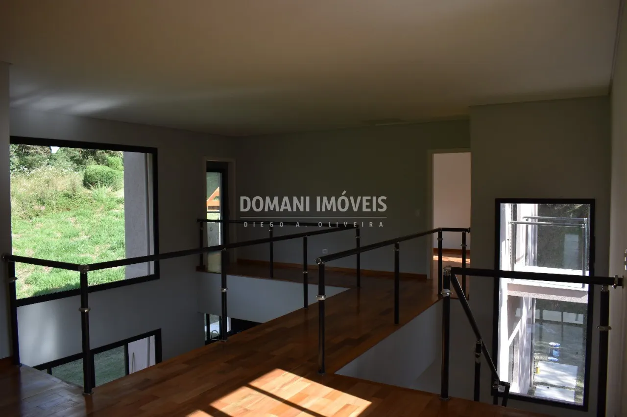 Casa à venda de 1.220 m² em Campos do Jordão, SP, Brasil