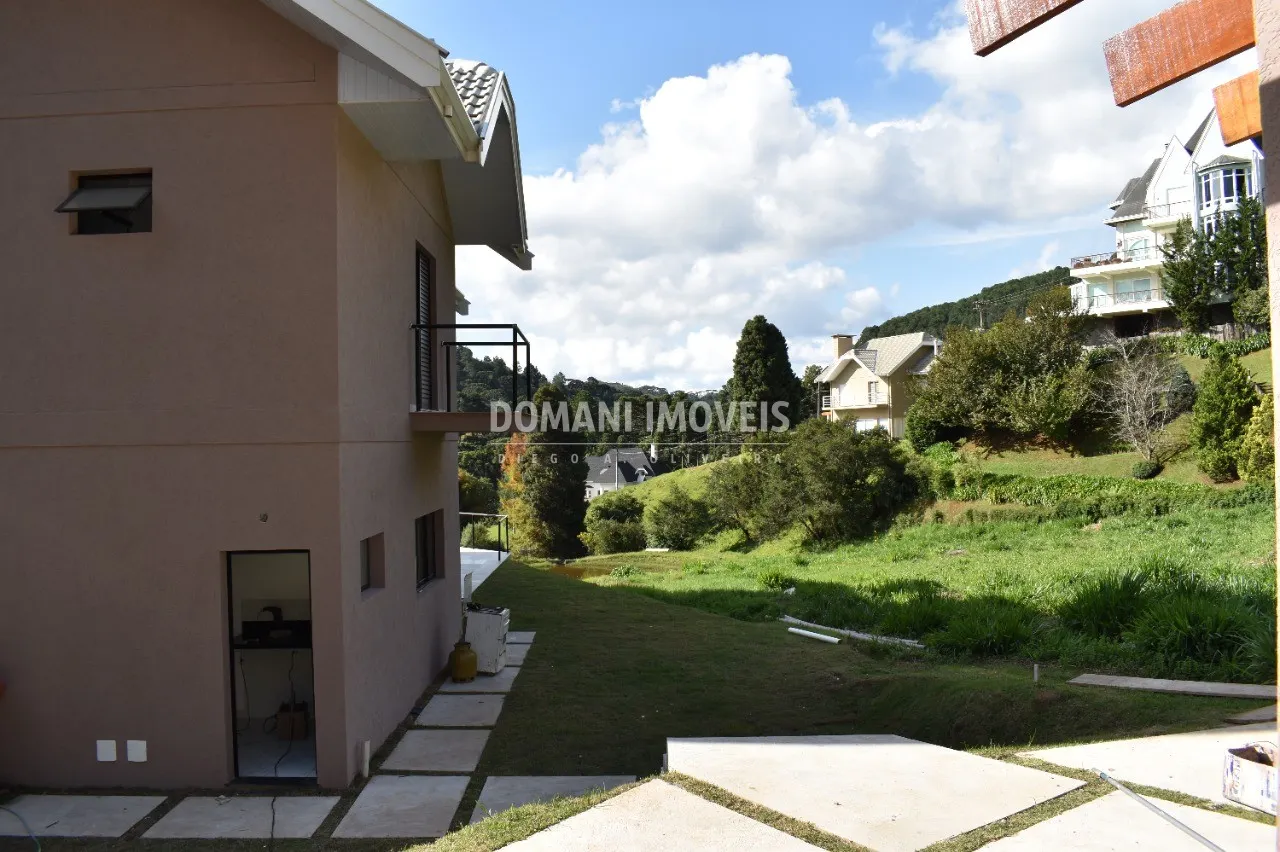 Casa à venda de 1.220 m² em Campos do Jordão, SP, Brasil