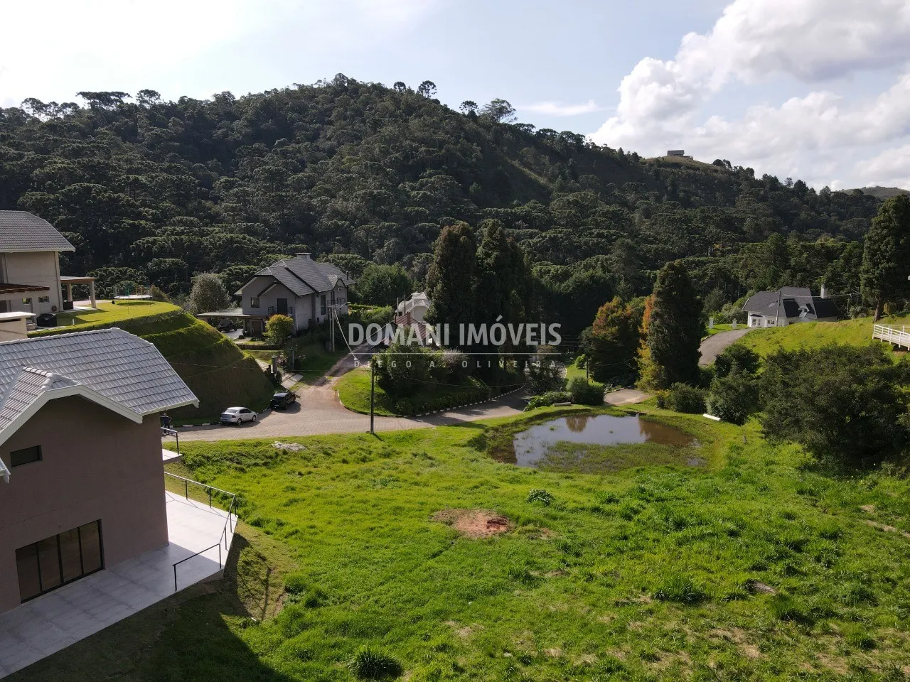 Casa à venda de 1.220 m² em Campos do Jordão, SP, Brasil
