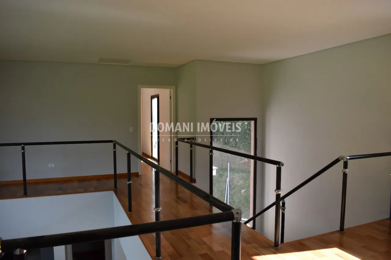Casa à venda de 1.220 m² em Campos do Jordão, SP, Brasil