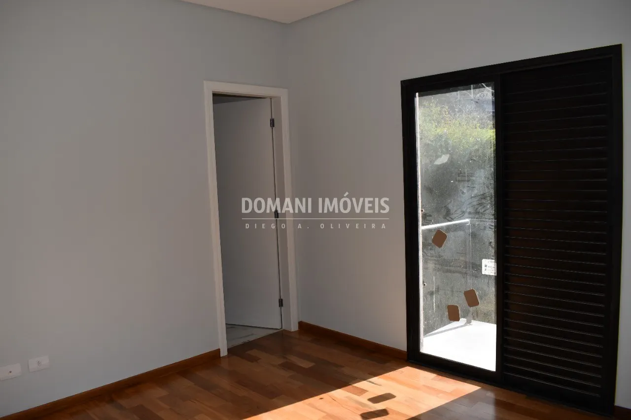 Casa à venda de 1.220 m² em Campos do Jordão, SP, Brasil