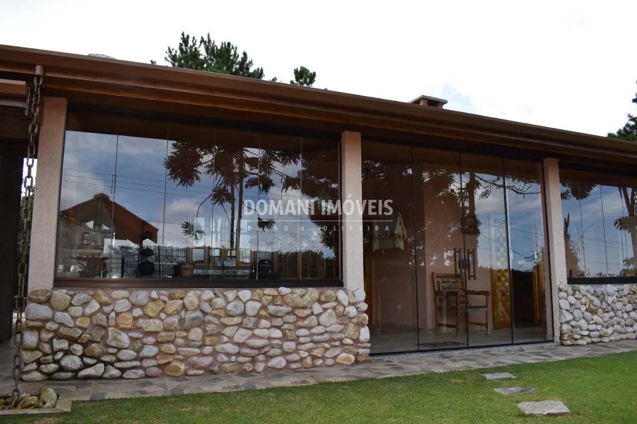 Casa à venda de 4.000 m² em Campos do Jordão, SP, Brasil