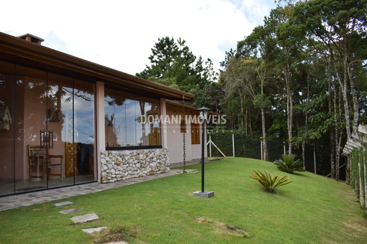 Casa à venda de 4.000 m² em Campos do Jordão, SP, Brasil