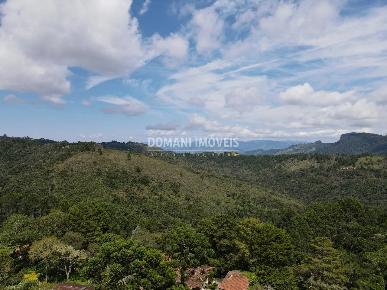 Casa à venda de 4.000 m² em Campos do Jordão, SP, Brasil