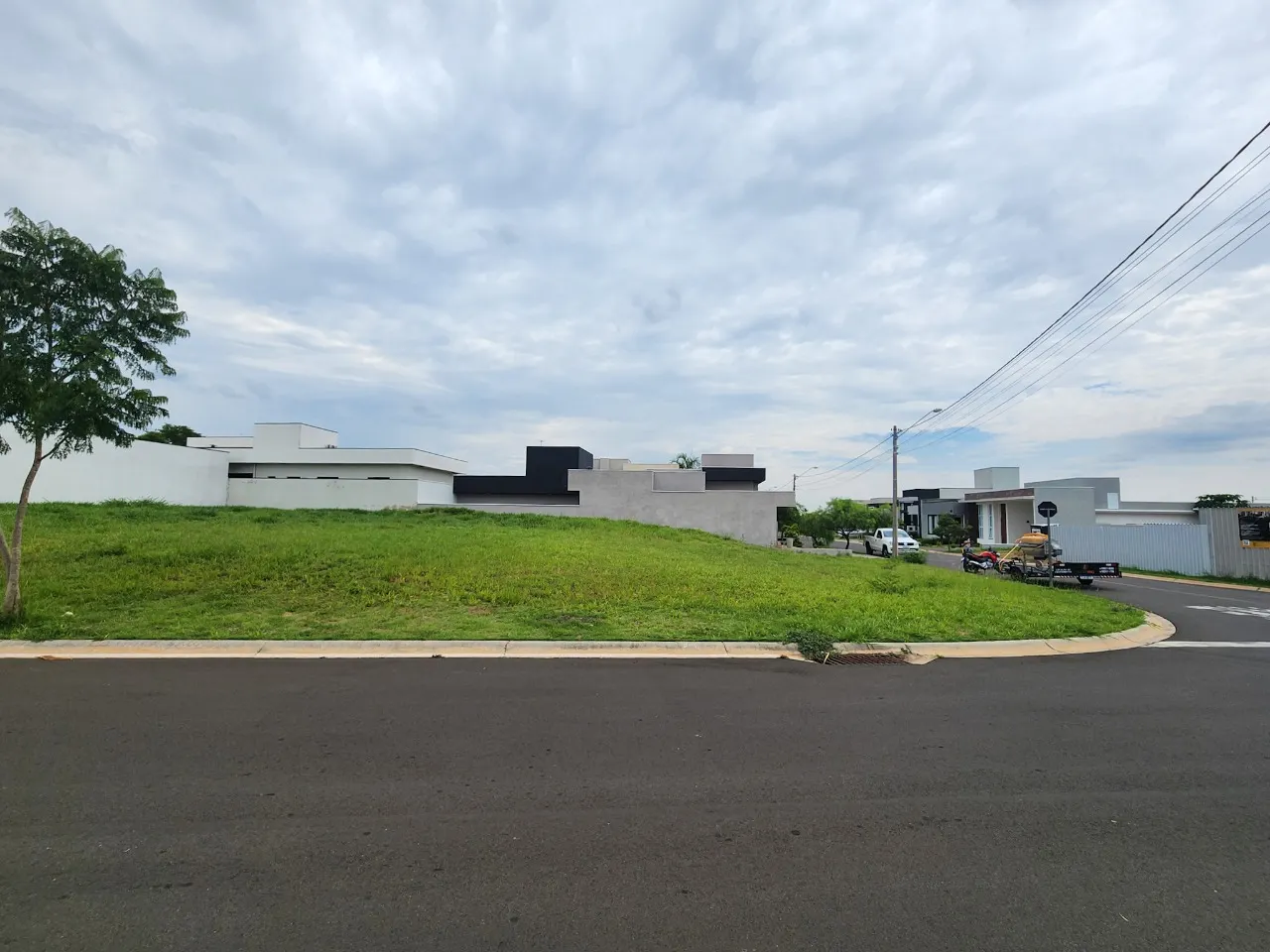 Terreno à venda de 329 m² em Monte Mor, SP, Brasil