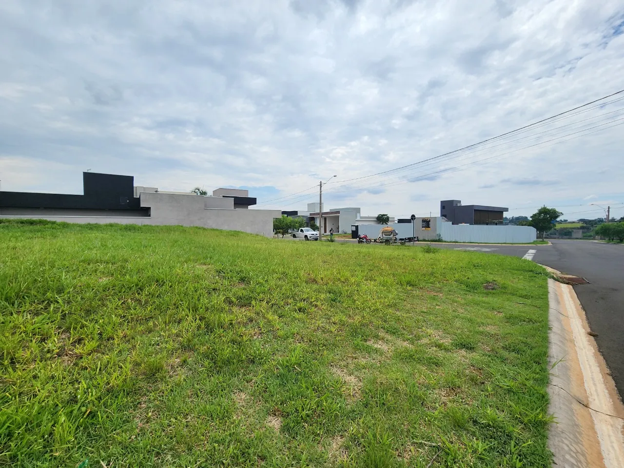 Terreno à venda de 329 m² em Monte Mor, SP, Brasil