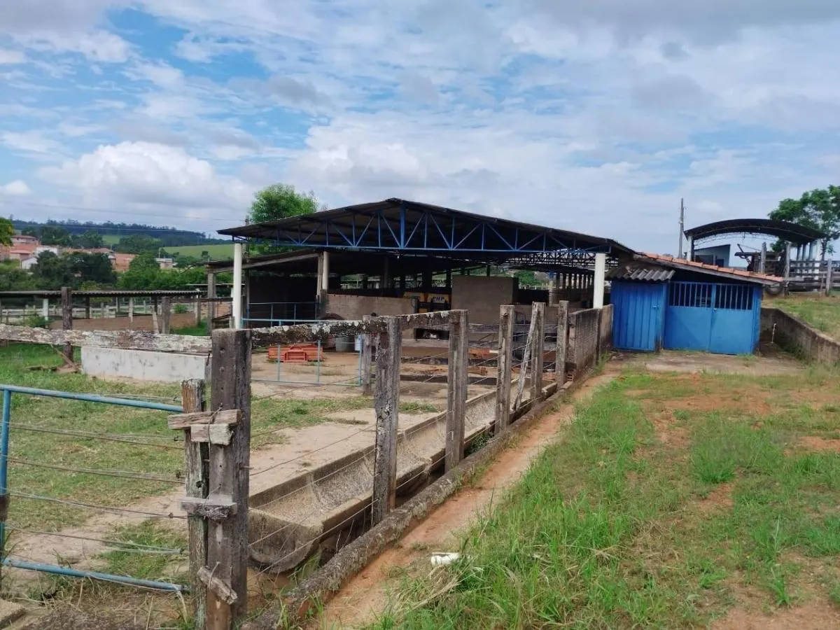 Fazenda à venda de 104 ha em Cássia dos Coqueiros, SP, Brasil