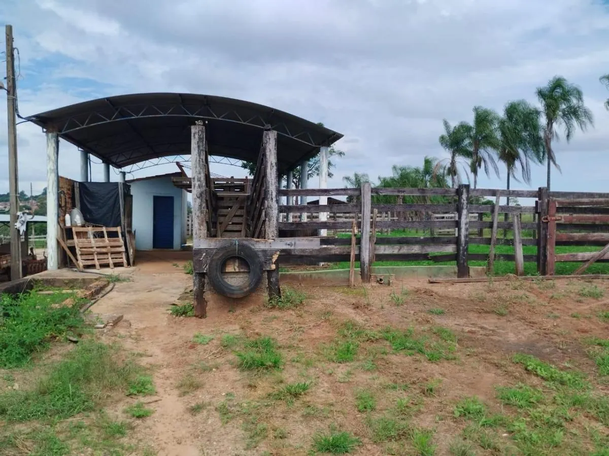 Fazenda à venda de 104 ha em Cássia dos Coqueiros, SP, Brasil