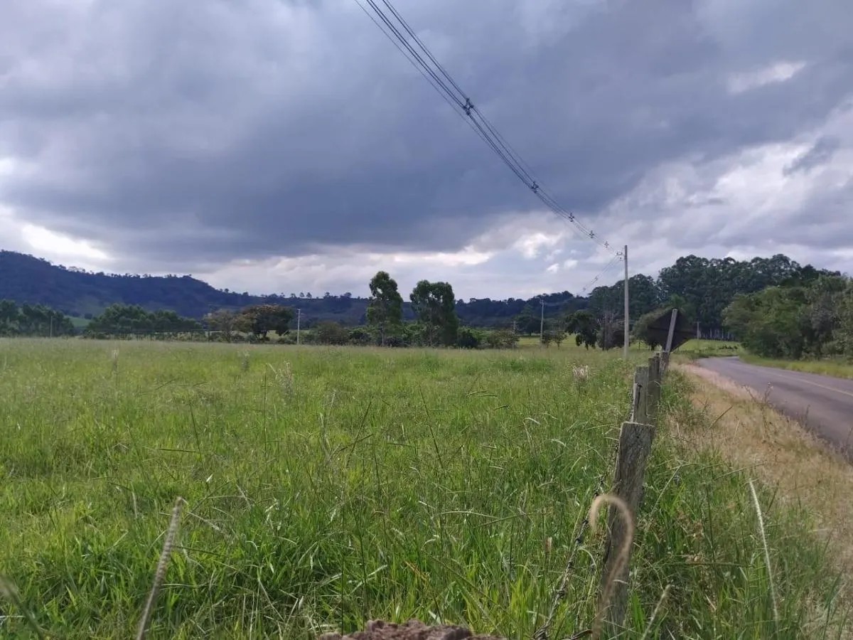 Fazenda à venda de 104 ha em Cássia dos Coqueiros, SP, Brasil