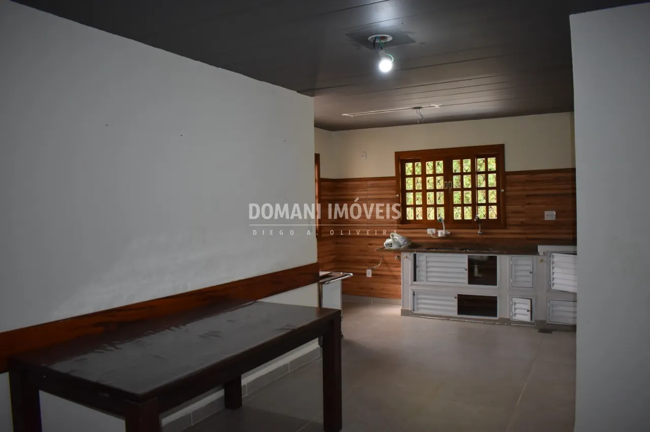 Casa à venda de 1.115 m² em Campos do Jordão, SP, Brasil