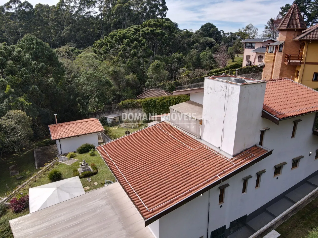 Casa à venda de 1.115 m² em Campos do Jordão, SP, Brasil