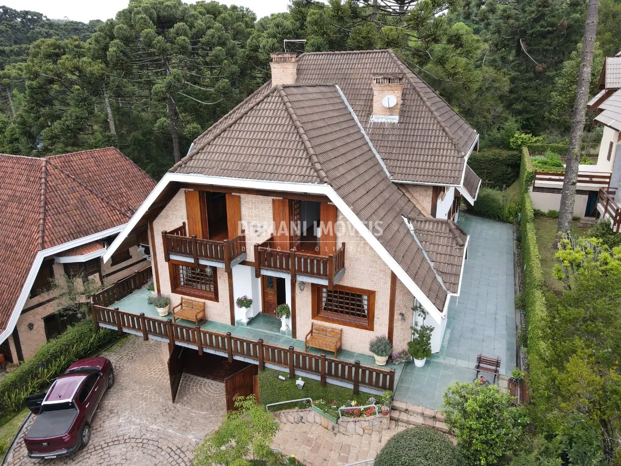 House for sale of 1,070 m² in Campos do Jordão, SP, Brazil