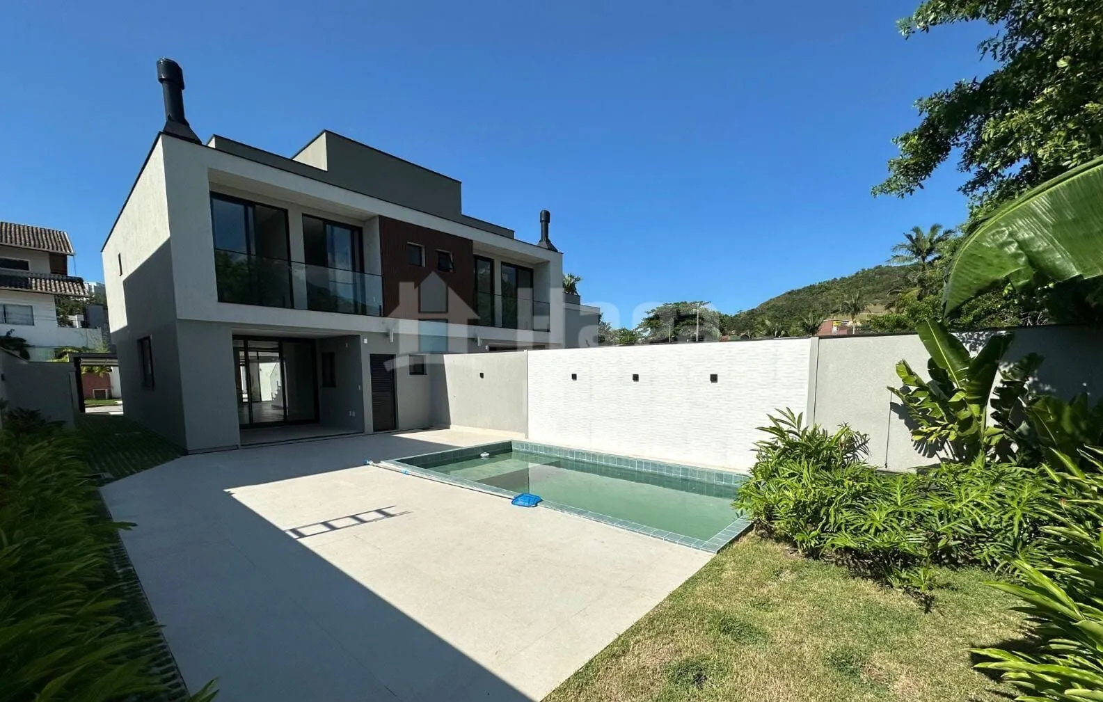 Casa à venda de 160 m² em Porto Belo, SC, Brasil