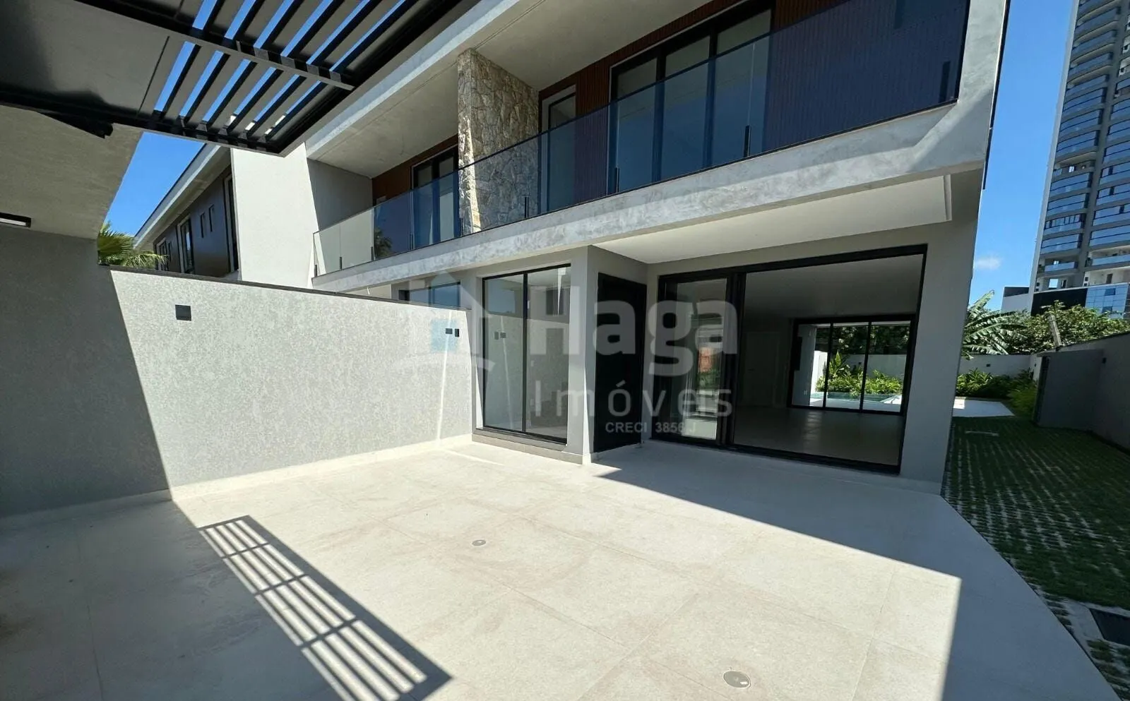 Casa à venda de 160 m² em Porto Belo, SC, Brasil