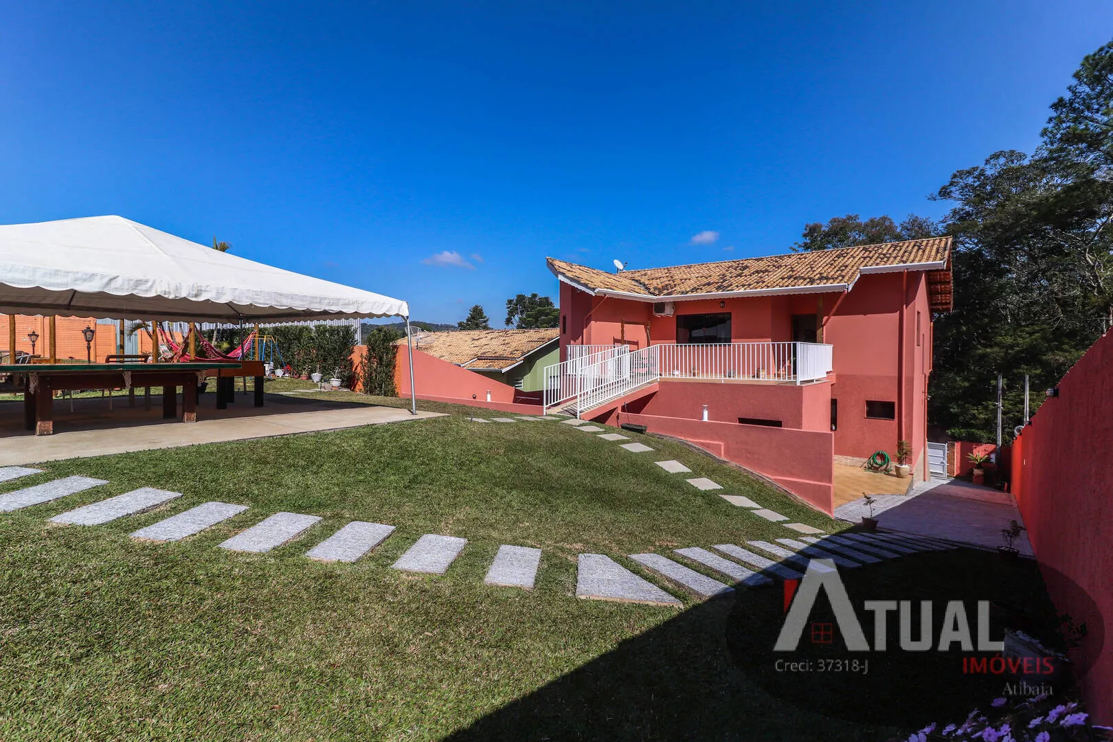 Country home for sale of 2,100 m² in Atibaia, SP, Brazil