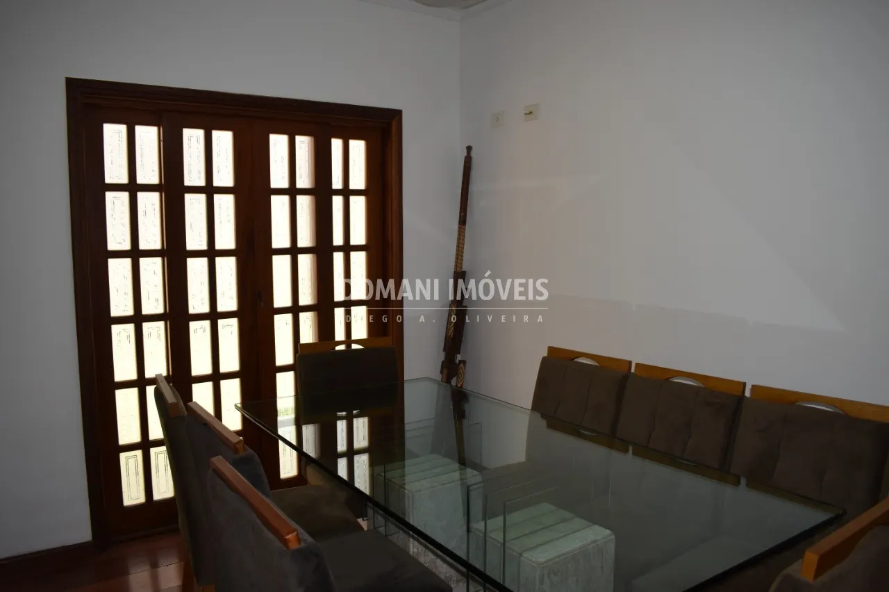 Casa à venda de 1.042 m² em Campos do Jordão, SP, Brasil
