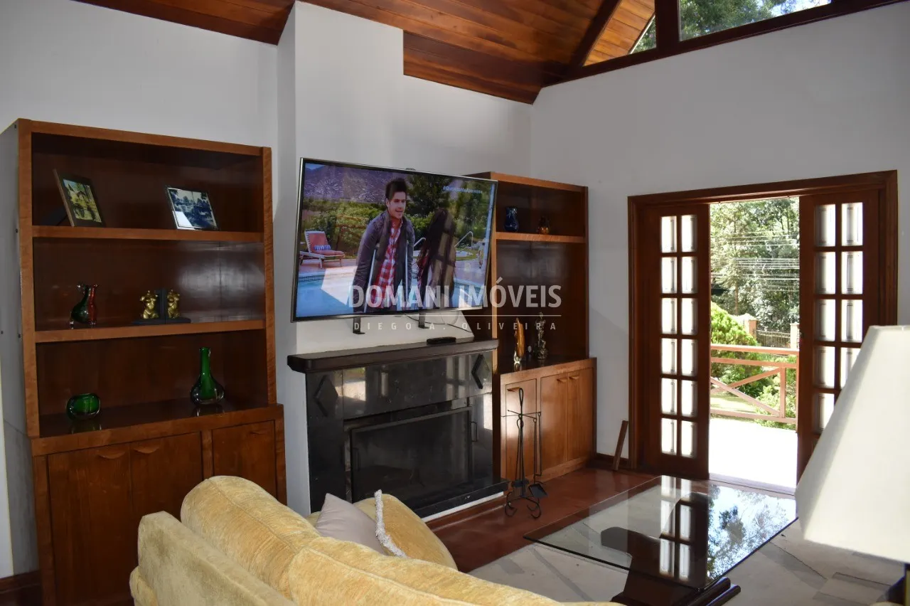 Casa à venda de 1.042 m² em Campos do Jordão, SP, Brasil