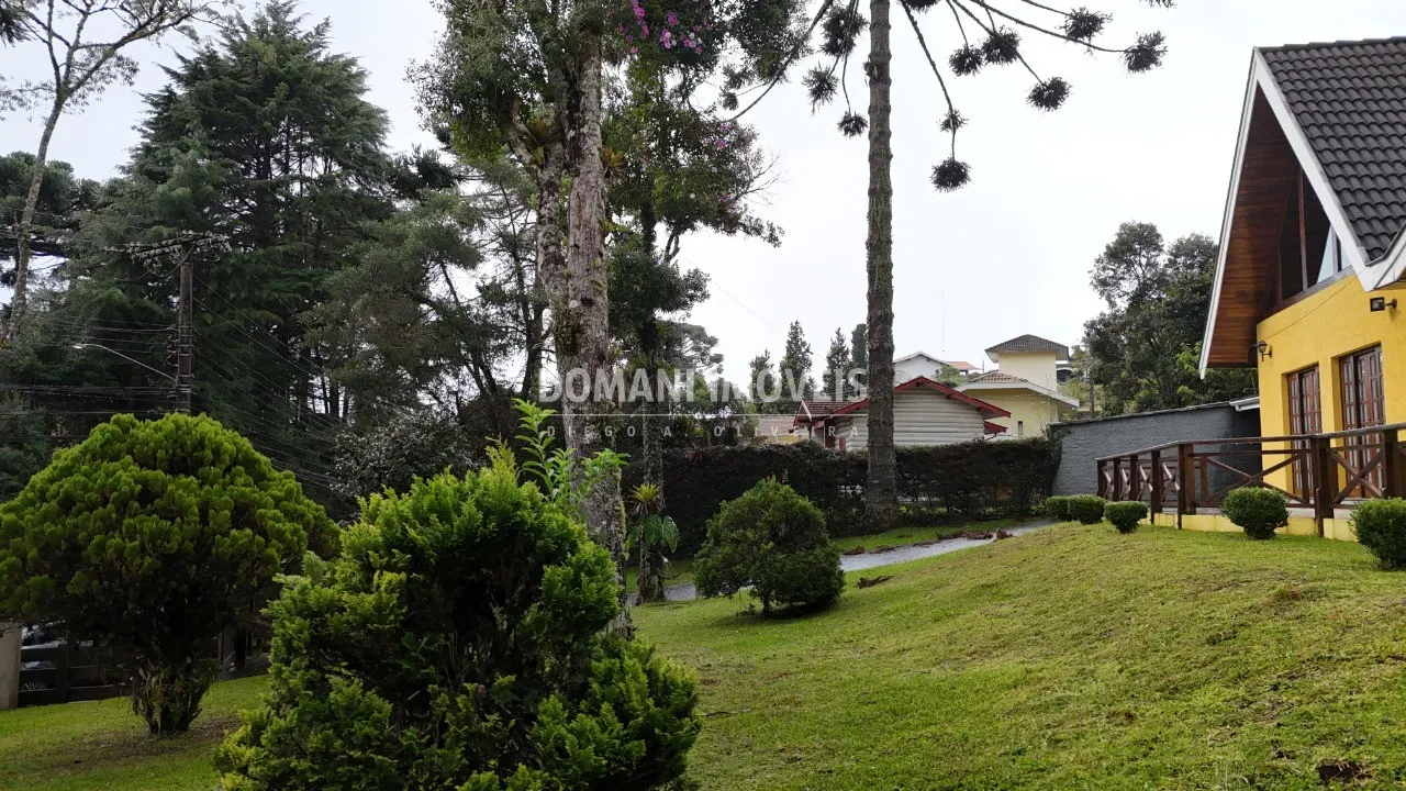 Casa à venda de 1.042 m² em Campos do Jordão, SP, Brasil