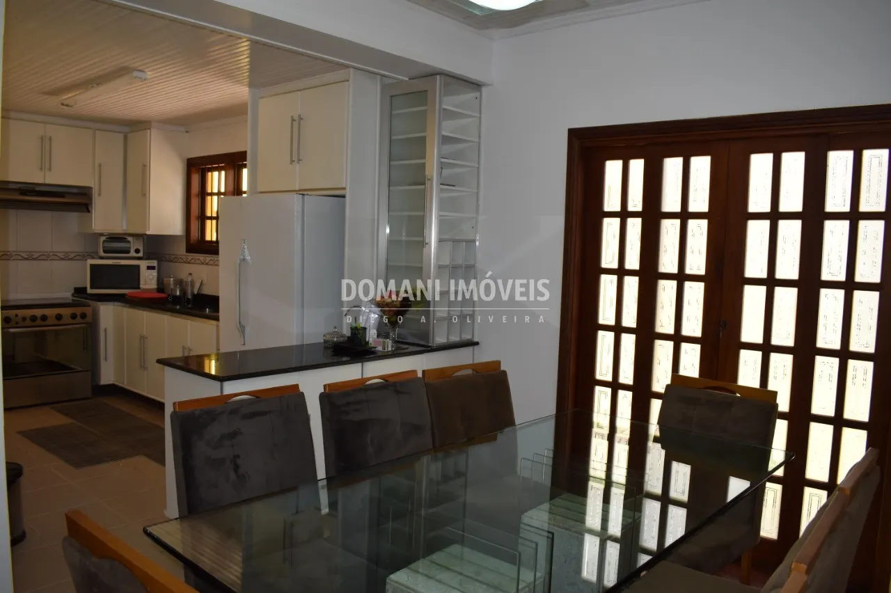 Casa à venda de 1.042 m² em Campos do Jordão, SP, Brasil