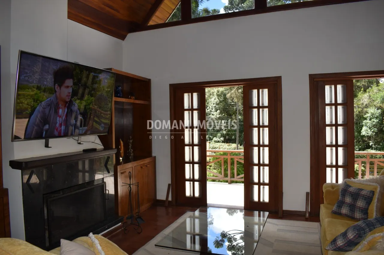 Casa à venda de 1.042 m² em Campos do Jordão, SP, Brasil
